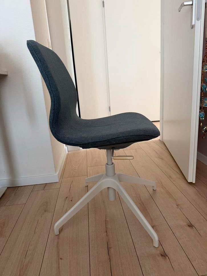 IKEA bureaustoel - Stevig & Verstelbaar, Huis en Inrichting, Stoelen, Gebruikt, Eén, Kunststof, Grijs, Ophalen