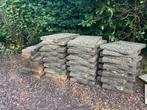 GRATIS AF TE HALEN - grindtegels en klinkers, Tuin en Terras, Tegels en Klinkers, Ophalen, Klinkers, Zo goed als nieuw, 10 m² of meer