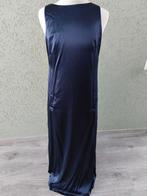 NIEUWE satijnen maxi-jurk met striksluiting, maat 38, Maat 38/40 (M), Blauw, Nieuw, Ophalen of Verzenden