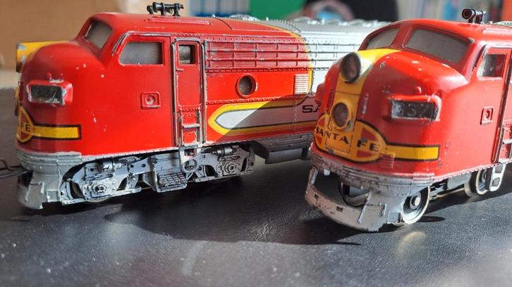 marklin santa-fe 3060 + 4060 f7 loc, Hobby en Vrije tijd, Modeltreinen | H0, Gebruikt, Locomotief, Wisselstroom, Märklin, Ophalen of Verzenden