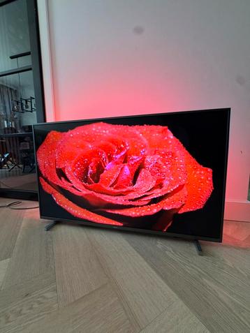 Philips Ambilight 43”inch 4K Ultra HD Smart Tv beschikbaar voor biedingen