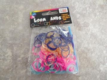 NIEUW 200 verschillende kleuren loom bandjes 5 voor 10,00 beschikbaar voor biedingen