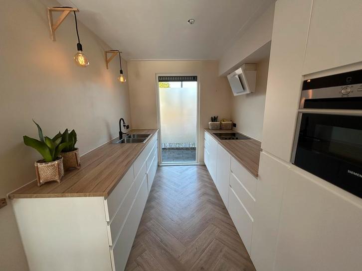 Complete keuken IKEA-METHOD, Huis en Inrichting, Keuken | Complete keukens, Gebruikt, Dubbelwandige keuken, Wit, Kunststof, Greeploos
