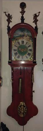 Friese staartklok  met houten figuren, Ophalen of Verzenden