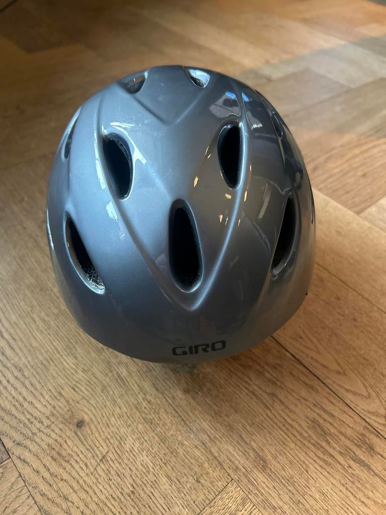 Skihelm - Giro, Overige merken, Ophalen of Verzenden, Zo goed als nieuw, Kleding