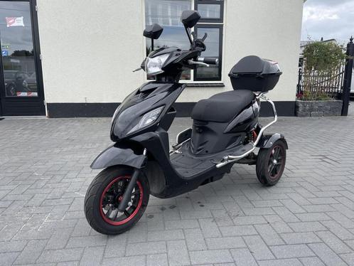 IVA T3 SCOOTMOBIEL DRIEWIELER (bj 2023), Fietsen en Brommers, Brommers | Overige merken