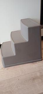 Hondentrap huisdierentrap kunststof, Ophalen of Verzenden, Gebruikt