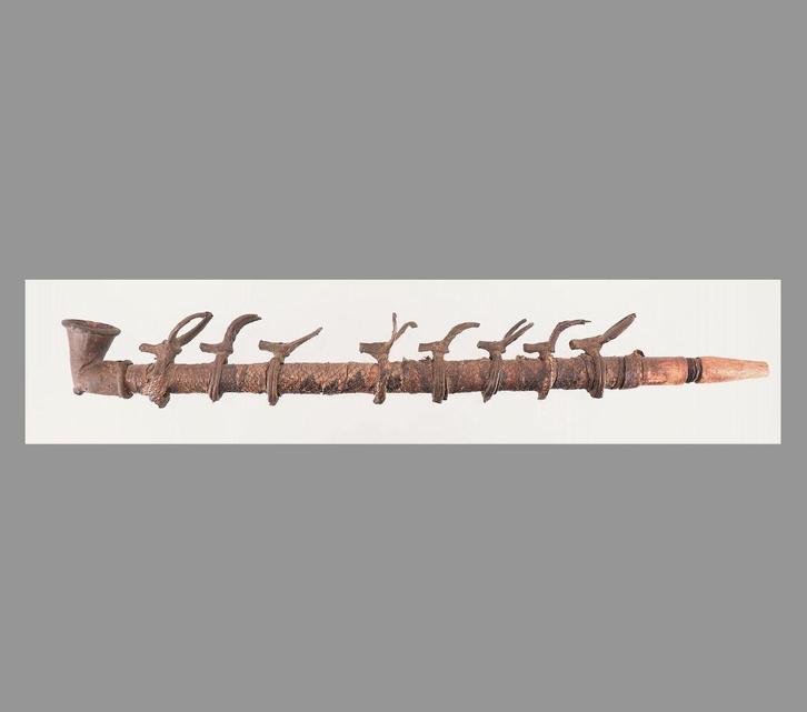 Traditionele Senufo pijp met 8 dierenfiguurtjes (251012-08), Antiek en Kunst, Kunst | Niet-Westerse kunst, Ophalen of Verzenden
