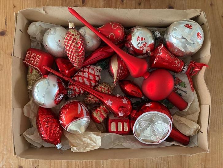 ZOLDEROPRUIMING Kerstballen rood vintage glas 21st⁄2 piek, Diversen, Kerst, Gebruikt, Ophalen of Verzenden