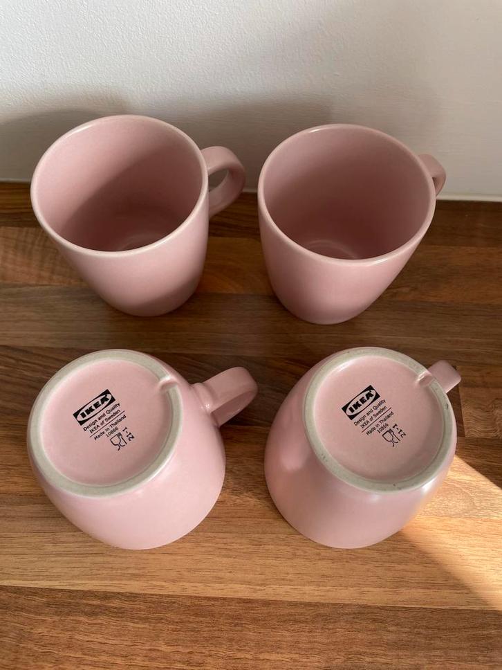 4 Roze IKEA Mokken - Zo Goed Als Nieuw, Huis en Inrichting, Keuken | Servies, Zo goed als nieuw, Kop(pen) en/of Schotel(s), Effen