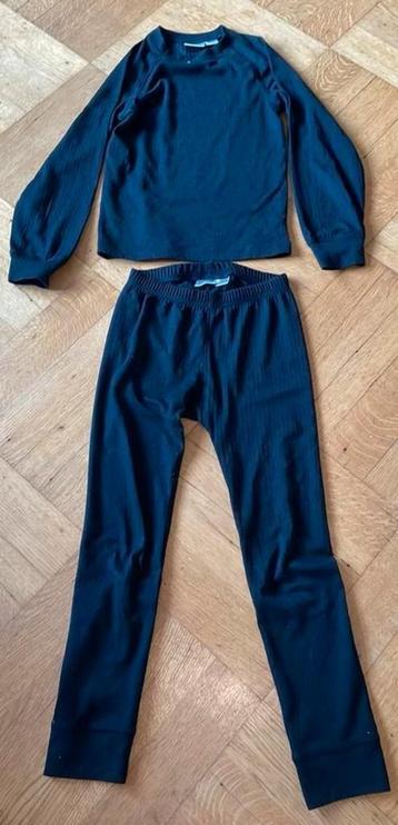 Thermoshirt maat 128 zwart shirt broek Prijs per stuk 4 beschikbaar voor biedingen