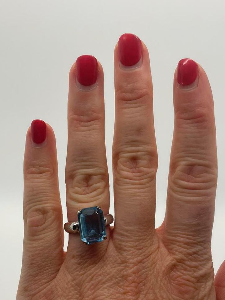 Z298 Prachtige zilveren ring blauwe steen maat 17,5, Sieraden, Tassen en Uiterlijk, Ringen, Dame, 17 tot 18, Zilver, Zilver, Ophalen of Verzenden