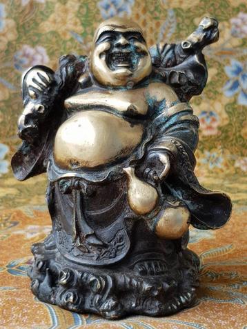 Prachtig zwaar antiek Chinees brons beeldje van Boeddha.  beschikbaar voor biedingen