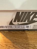 Air jordan travis scott olive, Ophalen of Verzenden, Nieuw, Groen, Sneakers of Gympen