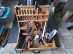 Kist met gereedschap, Ophalen, Zo goed als nieuw