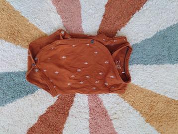 romper zonder mouw maat 50-56 beschikbaar voor biedingen