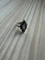 Vintage zilverkleurige ring, Sieraden, Tassen en Uiterlijk, Overige materialen, Gebruikt, Ophalen of Verzenden, 17 tot 18