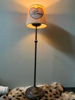 Sfeervolle Schemerlamp met 'Home' Design, Ophalen of Verzenden, Zo goed als nieuw, Metaal, Minder dan 100 cm