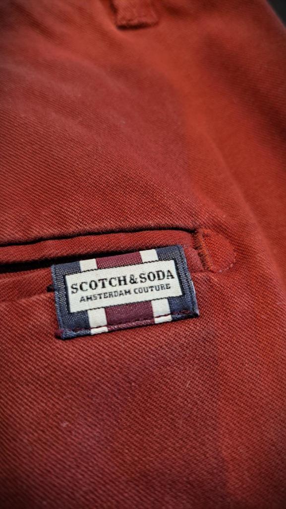 Mooie Scotch & Soda STUART broek maat W33/L32 Bordeaux, Kleding | Heren, Broeken en Pantalons, Zo goed als nieuw, Maat 52/54 (L)