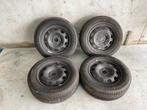 Kia Venga Velgen met Winterbanden 215/65R16, Auto-onderdelen, 16 inch, Banden en Velgen, Personenwagen, Gebruikt