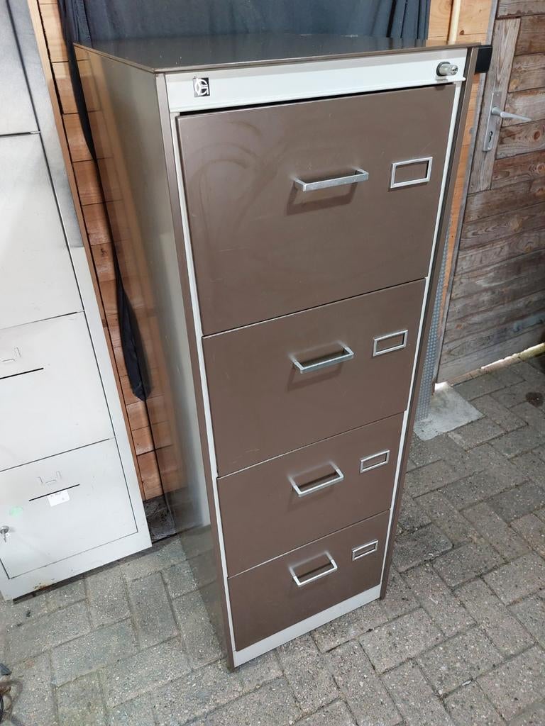 Archief/ Dossierkast, Ophalen, Minder dan 50 cm, 100 tot 150 cm, Met slot