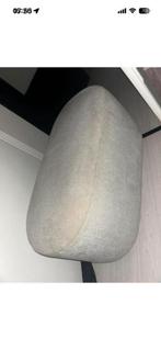 Beige poef orebo jysk, Ophalen, Zo goed als nieuw, Rond