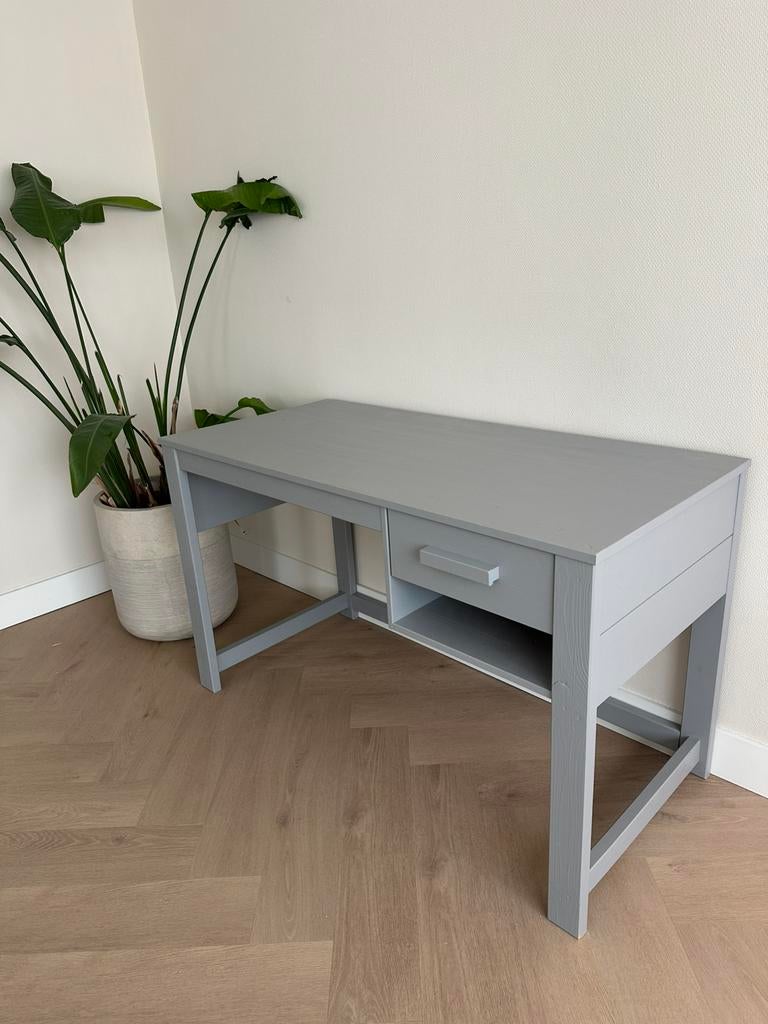 Bureau Woood Dennis grijs, Ophalen, Zo goed als nieuw