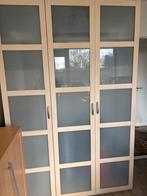 Ruime kledingkast met glazen deuren, Huis en Inrichting, Ophalen, Gebruikt, 100 tot 150 cm, 200 cm of meer