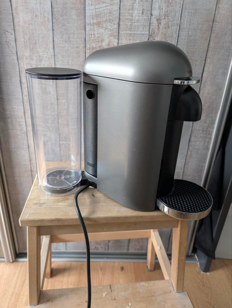 Mooie Nespresso koffiemachine, Koffiemachine, Ophalen of Verzenden, Zo goed als nieuw, 1 kopje