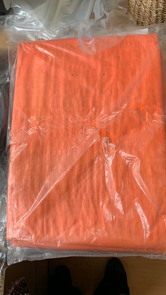 Twee oranje dekkleden 4 bij 6 meter, Ophalen of Verzenden, Zo goed als nieuw, 15 m² of meer, Zeil