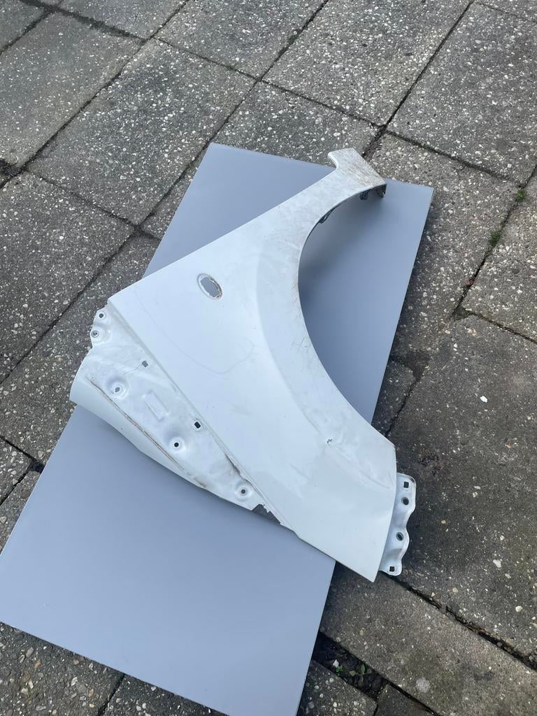 Toyota aygo 2019 zeischerm linksvoor, Auto-onderdelen, Carrosserie en Plaatwerk, Ophalen, Toyota, Spatbord