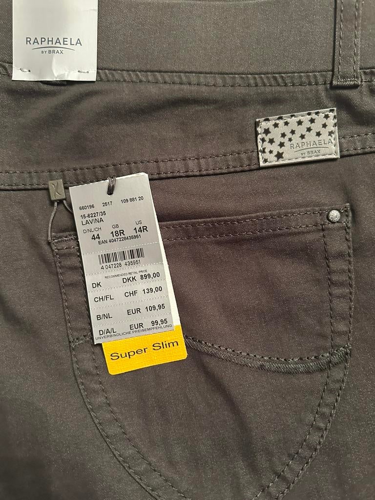 Brax Raphaela Lavina Super Slim maat 44 new, Overige kleuren, Maat 42/44 (L), Nieuw, Ophalen of Verzenden