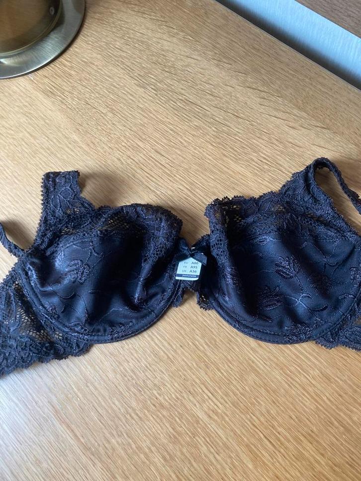 Nieuwe donkerbruine Pastunette BH - Maat 80A, Kleding | Dames, Ondergoed en Lingerie, BH, Bruin, Ophalen of Verzenden