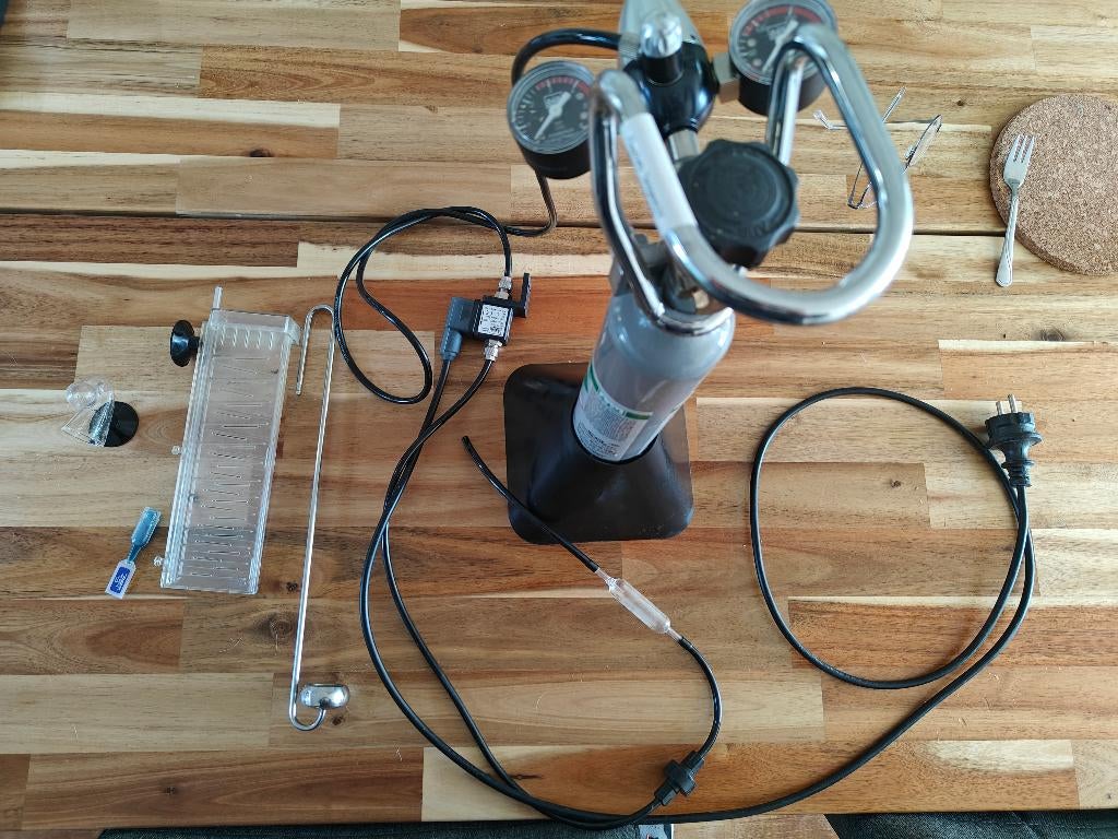 Denerle co2 set 0,67L + bellentellers + atomizer, Dieren en Toebehoren, Verzenden, Zo goed als nieuw