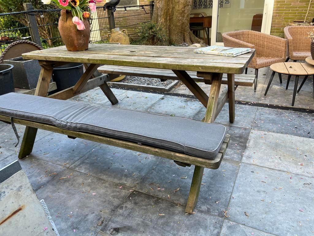 Houten picknicktafel met kussens voor buiten, Tuin en Terras, Picknicktafels, Ophalen, Gebruikt, Rechthoekig, Hout