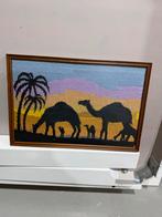 Borduurwerk met kamelen en palmbomen, Antiek en Kunst, Ophalen of Verzenden