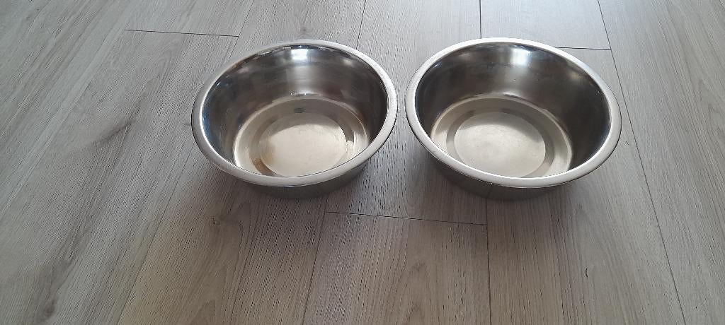 Hondevoer en waterbakken, Dieren en Toebehoren, Ophalen, Hond