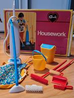Vintage Sindy poppenset HUISHOUDEN ..... MET DOOS !!!, Ophalen of Verzenden, Zo goed als nieuw, Pop