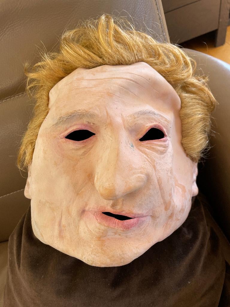 Masker, Verzenden, Zo goed als nieuw, Toneelattributen of Onderdelen