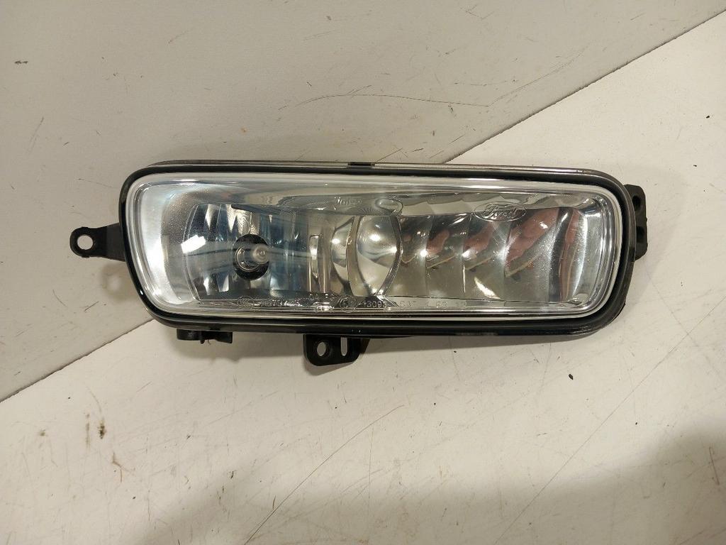 Mistlamp rechts Ford Fiesta, Auto-onderdelen, Onderdelen@venauto.nl, Van der Ven Autorecycling B.V., Gebruikt, Ettenseweg 76, 4706 PB Roosendaal, The Netherlands
