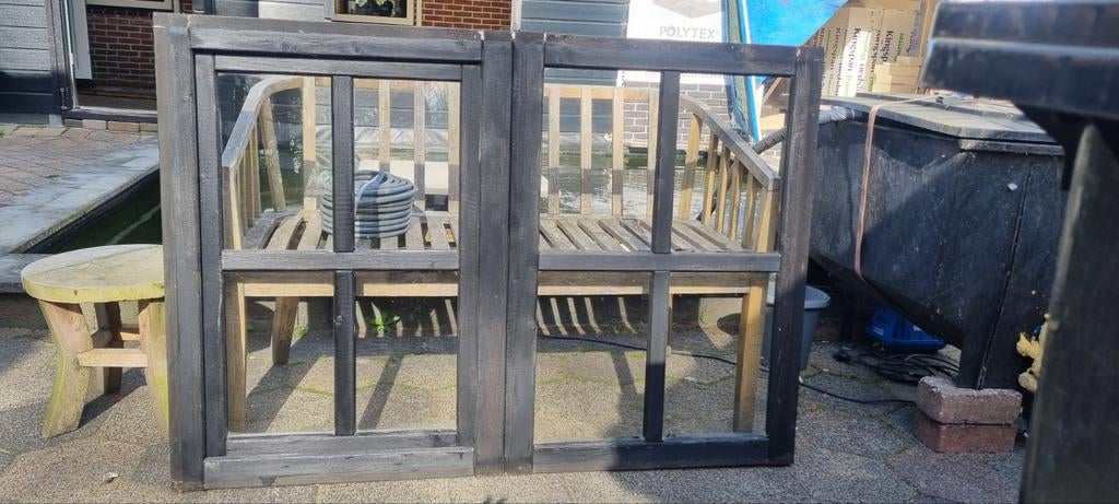 Raam kozijn voor blokhut, Ophalen, Hout, Tuinhek