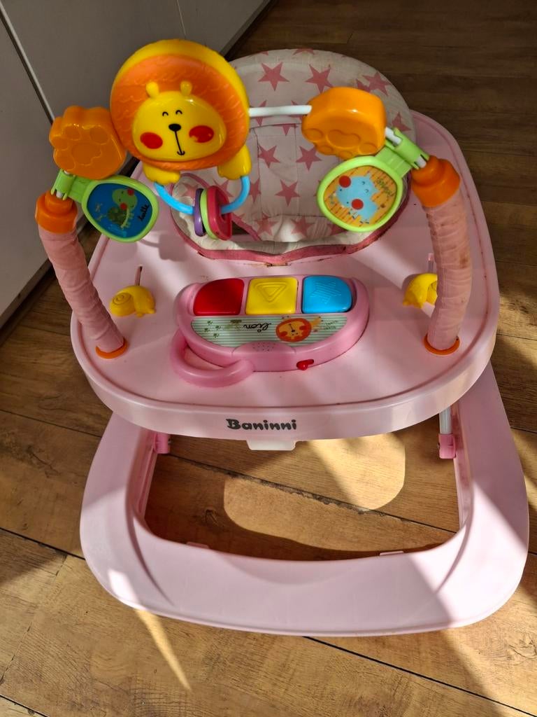 Leuk loopstoeltje  roze met speeltjes en geluid, Kinderen en Baby's, Speelgoed | Babyspeelgoed, Ophalen, Overige typen