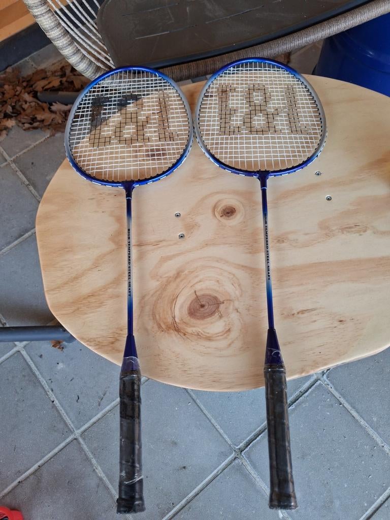 2 badmintonracket en 3 shuttels, Sport en Fitness, Badminton, Ophalen of Verzenden, Nieuw, Racket(s)