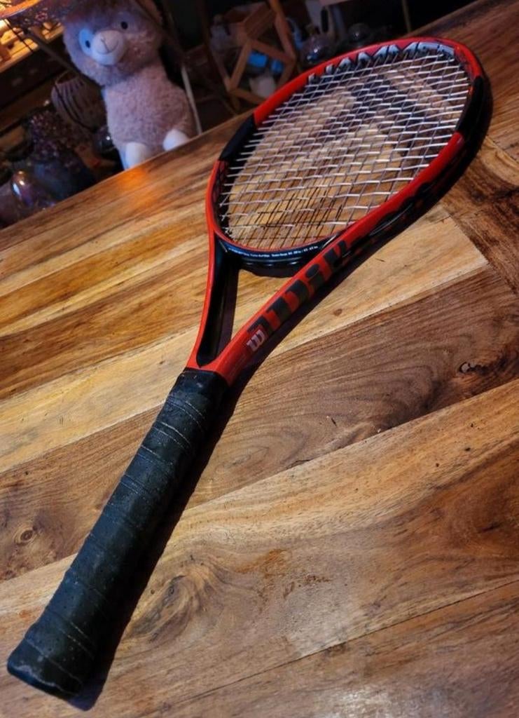 Wilson Hammer 7 tennisracket
260 gram L2, Sport en Fitness, Tennis, L2, Gebruikt, Ophalen of Verzenden, Wilson