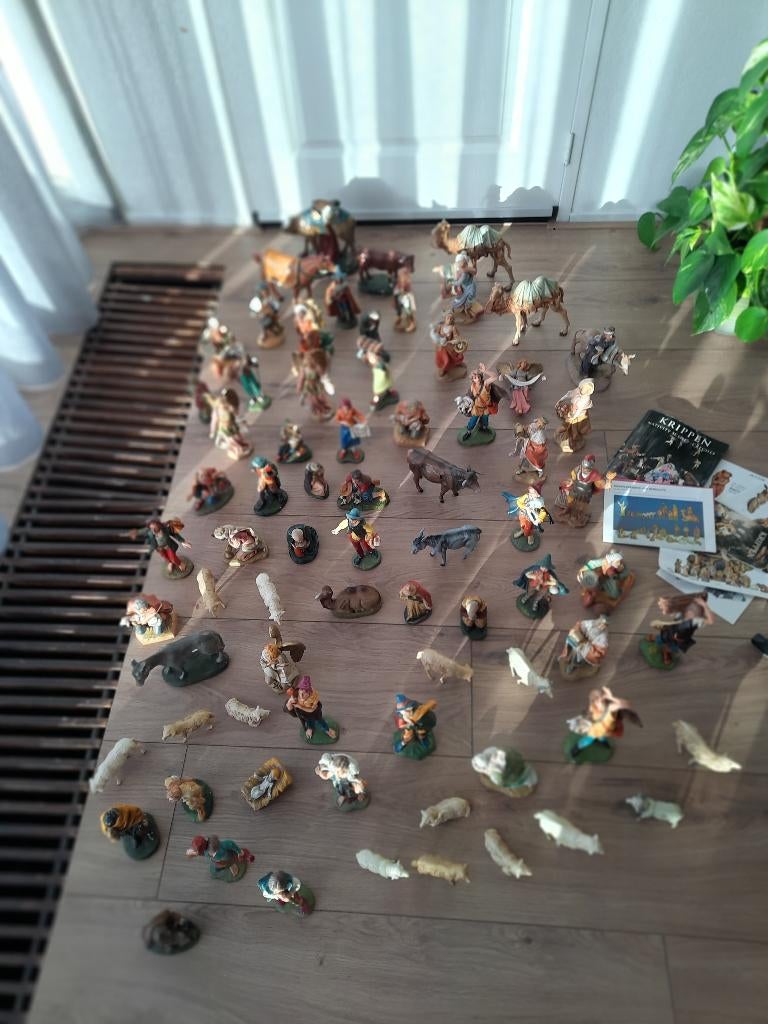 Beeldjes voor kerst. Veel Fontanini. 0ng. 80 stuks, Ophalen of Verzenden, Zo goed als nieuw