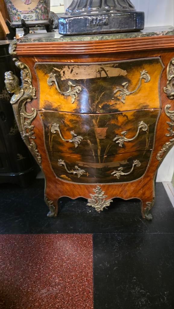 Franse handbeschilderde Louis XVI commode, Antiek en Kunst, Antiek | Meubels | Kasten, Ophalen of Verzenden