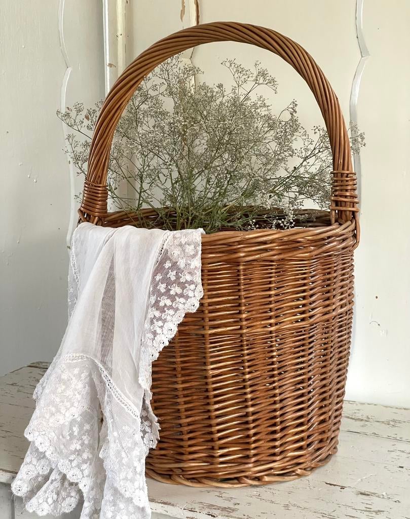Brocante oude rieten mand, Ophalen of Verzenden