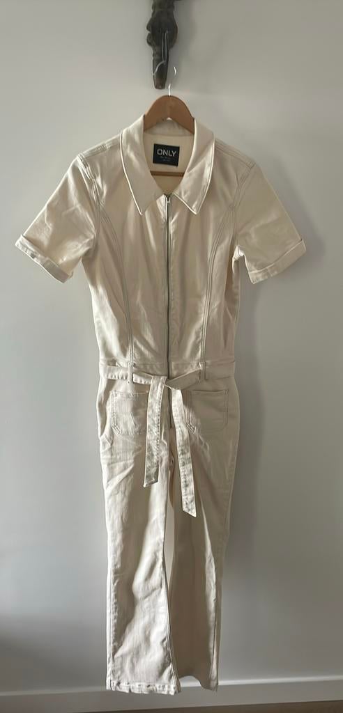 Zgan toffe jumpsuit van Only, Kleding | Dames, Jumpsuits, Zo goed als nieuw, Maat 36 (S), Beige, Ophalen of Verzenden