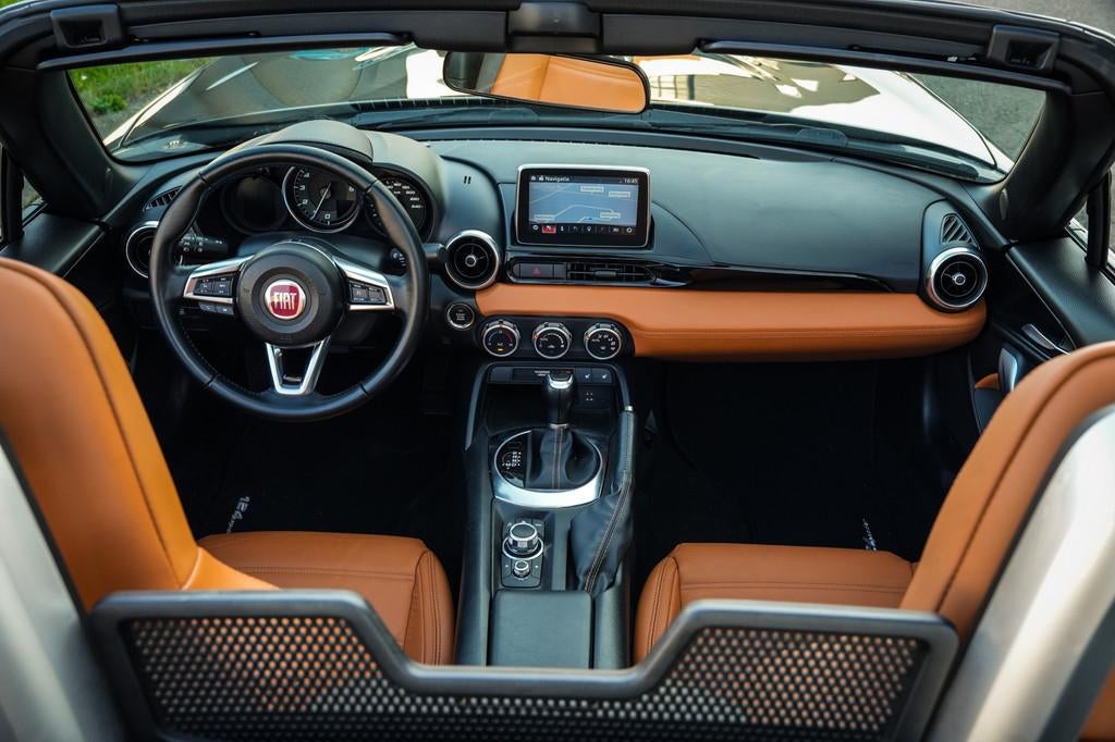 Fiat 124 Spider 1.4 MultiAir Turbo Automaat | Bose Sound| Na, Automaat, Gebruikt, Cabriolet, Zwart