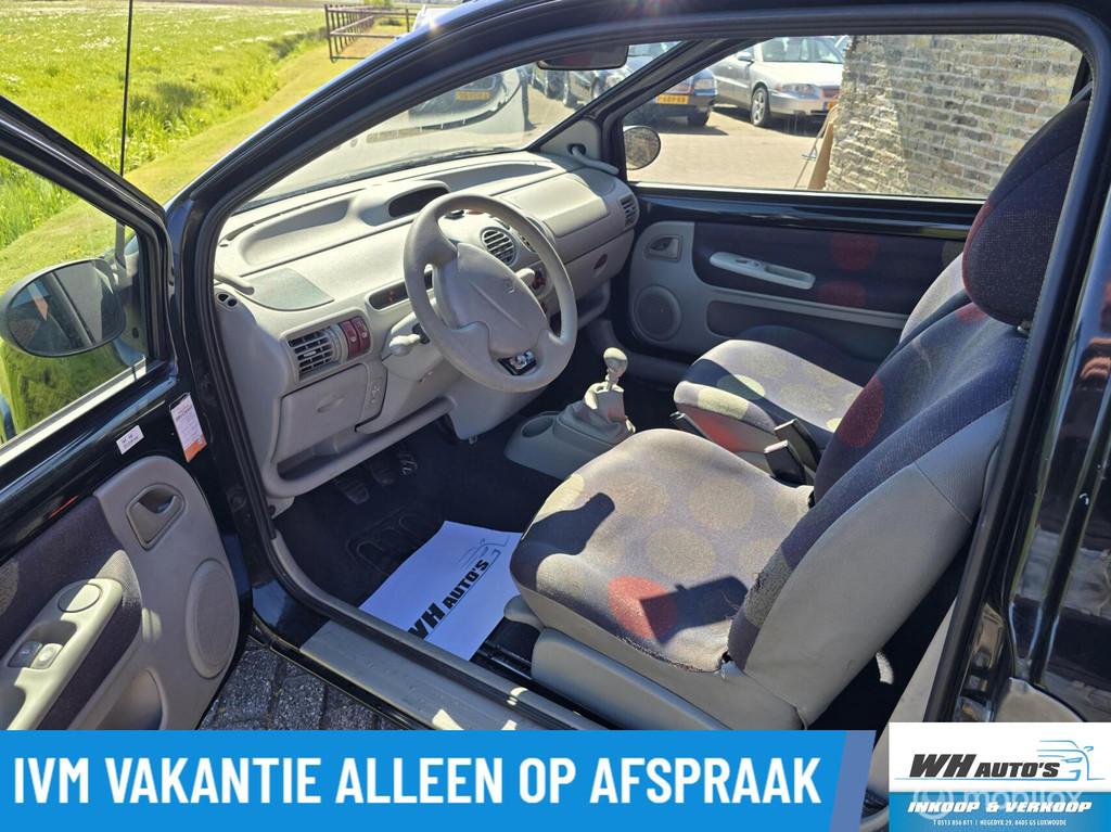 Renault Twingo 1.2 Cinétic rijdt goed!, Auto's, Renault, Voorwielaandrijving, 4 cilinders, Zwart, Origineel Nederlands